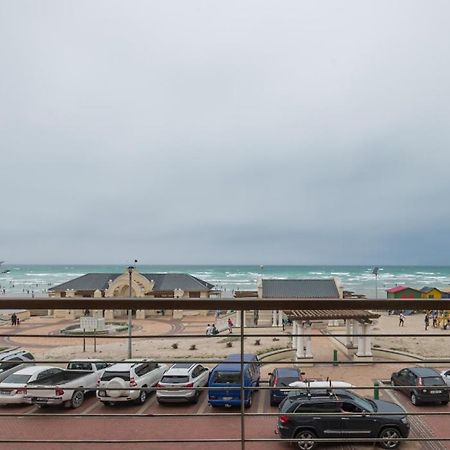 At The Beach - Muizenberg Cape Town Dış mekan fotoğraf